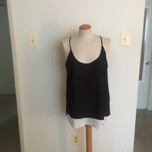 Black and white tunic top